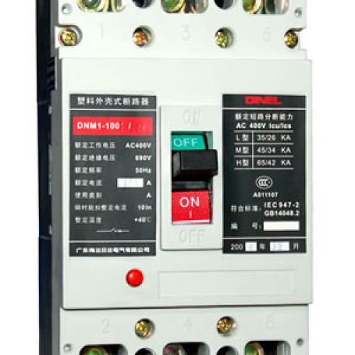 Molded case circuit breaker